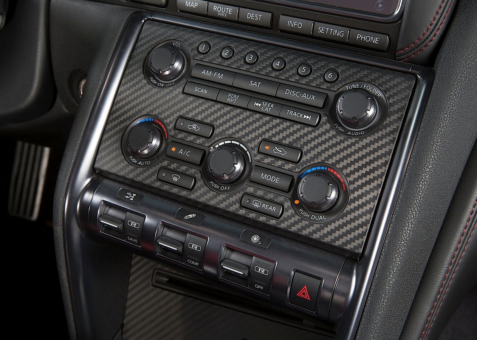 Nissan Gt-R Nismo photo 76