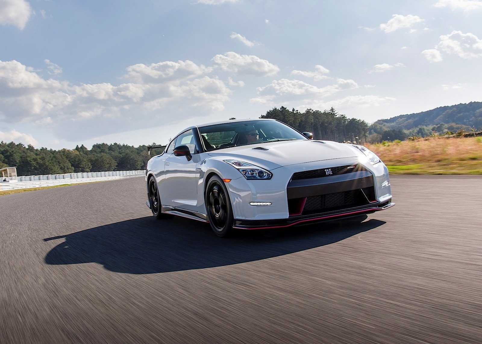 NISSAN GT-R Nismo