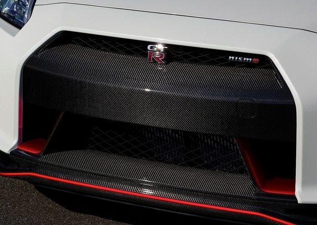 Nissan Gt-R Nismo photo 16