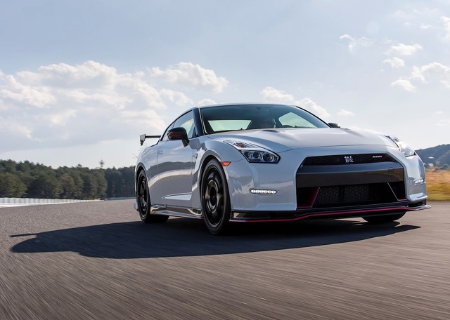 Nissan Gt-R Nismo photo 29