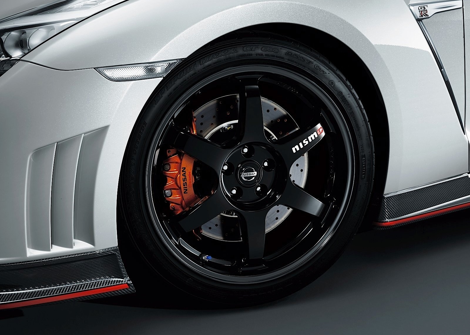 Nissan Gt-R Nismo photo 58