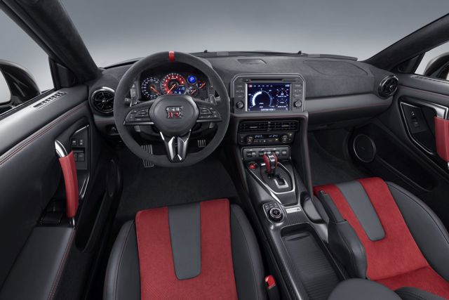 Nissan Gt-R Nismo photo 22