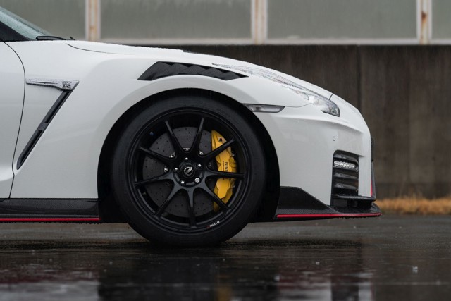 Nissan Gt-R Nismo photo 5