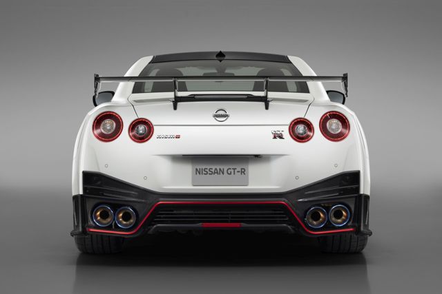 Nissan Gt-R Nismo photo 21