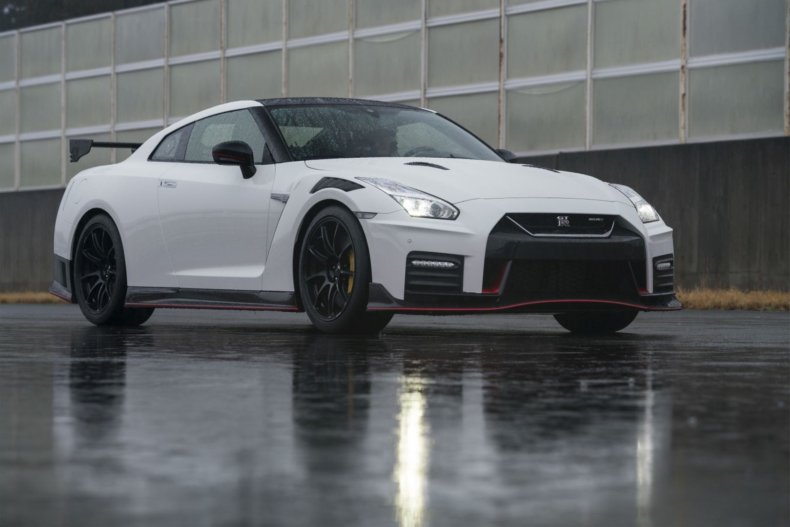 NISSAN GT-R Nismo