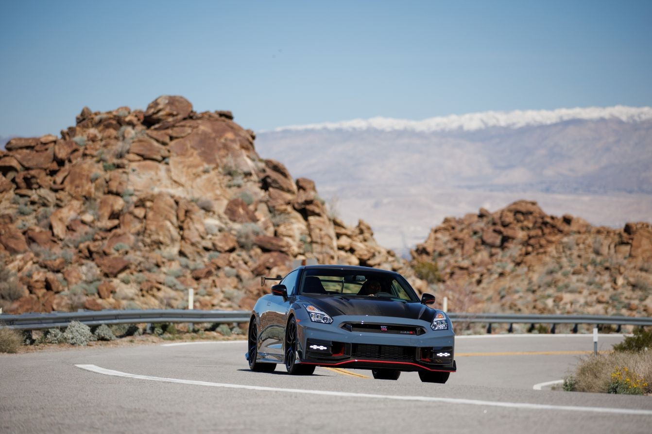 Nissan Gt-R Nismo photo 31