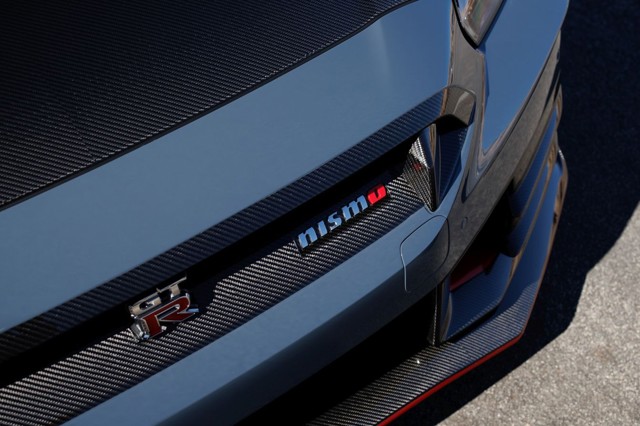 Nissan Gt-R Nismo photo 33