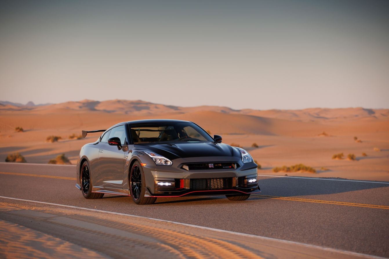 Nissan Gt-R Nismo photo 45