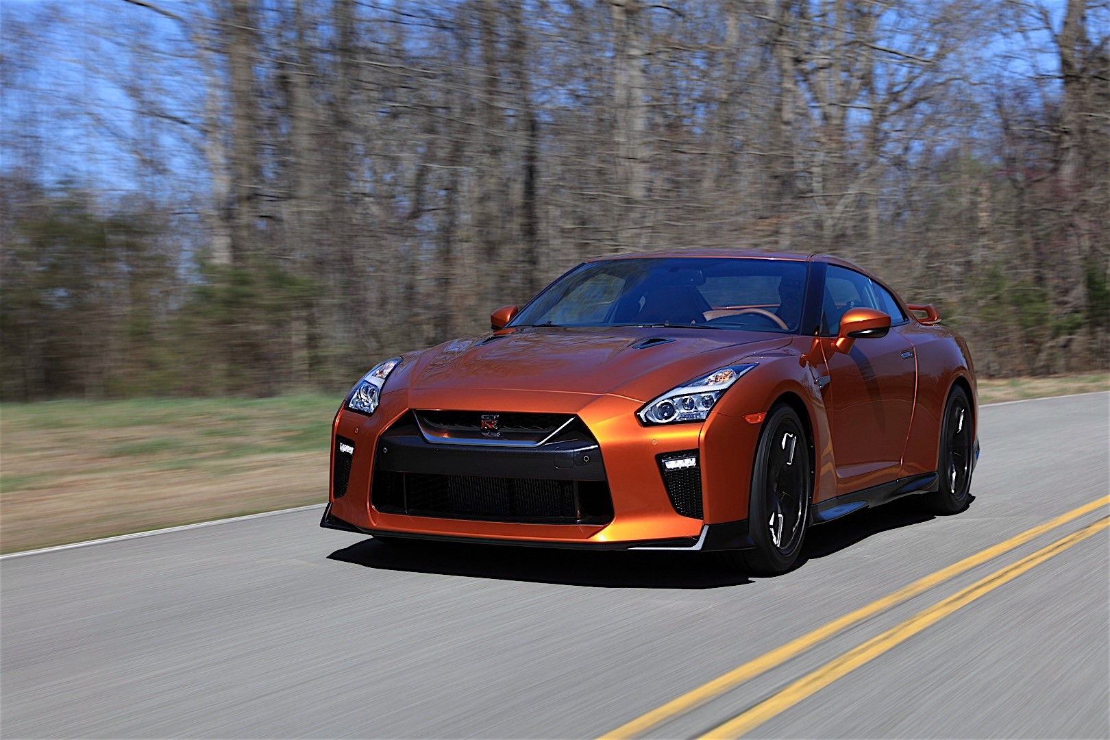 Nissan Gt-R photo 12