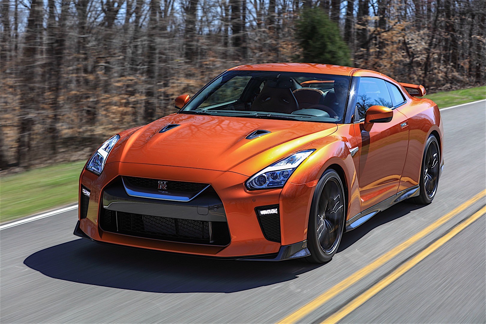 Nissan Gt-R photo 19