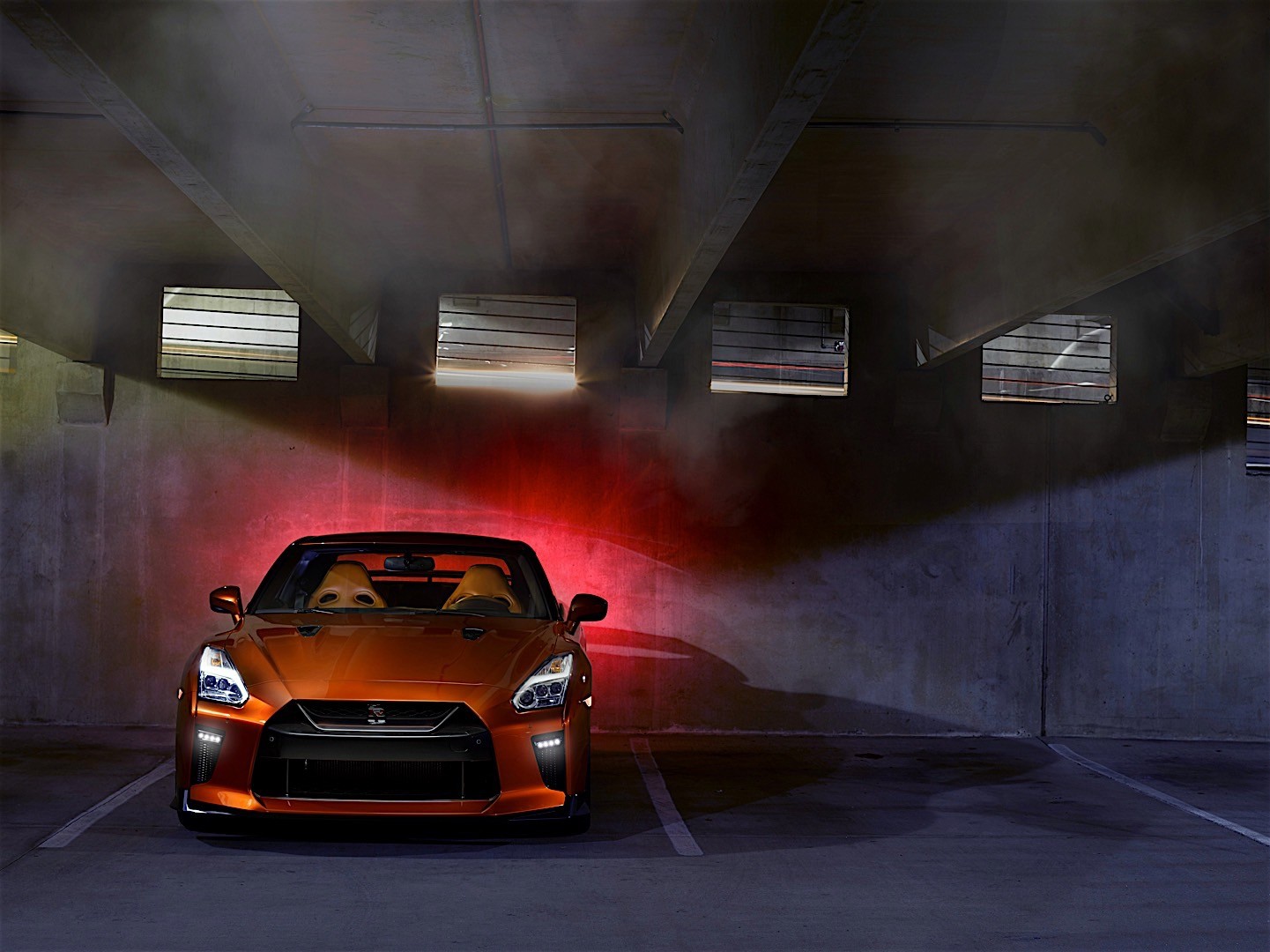Nissan Gt-R photo 3
