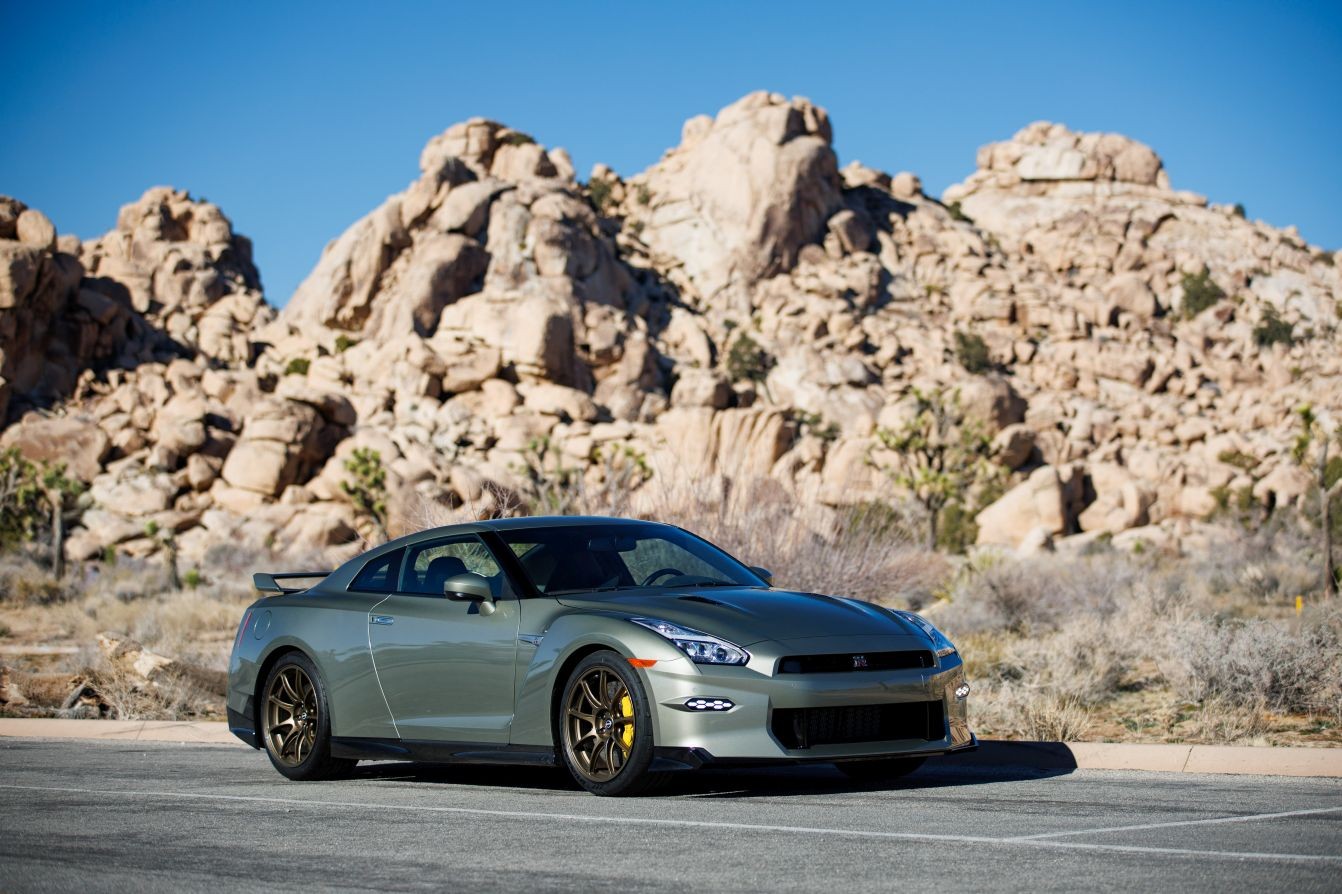 Nissan Gt-R photo 23