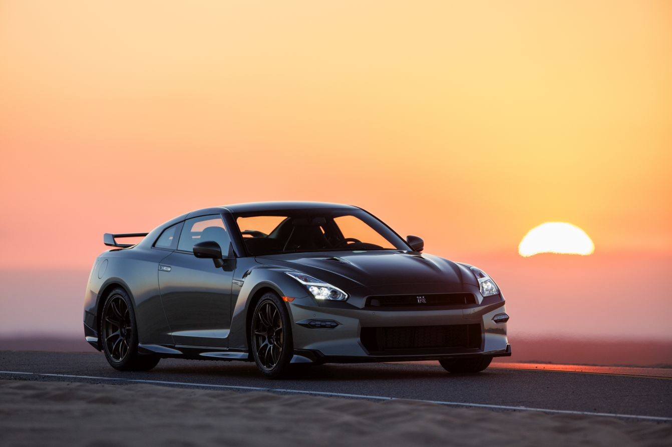 Nissan Gt-R photo 38