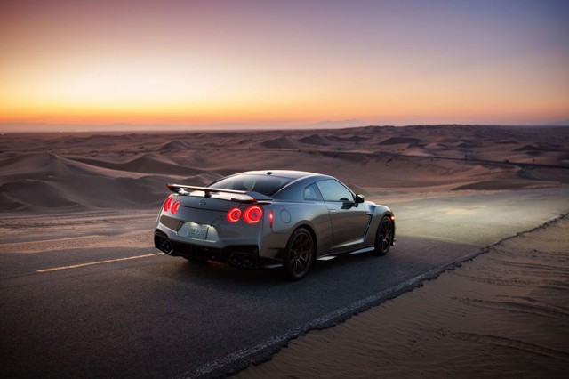 Nissan Gt-R photo 39