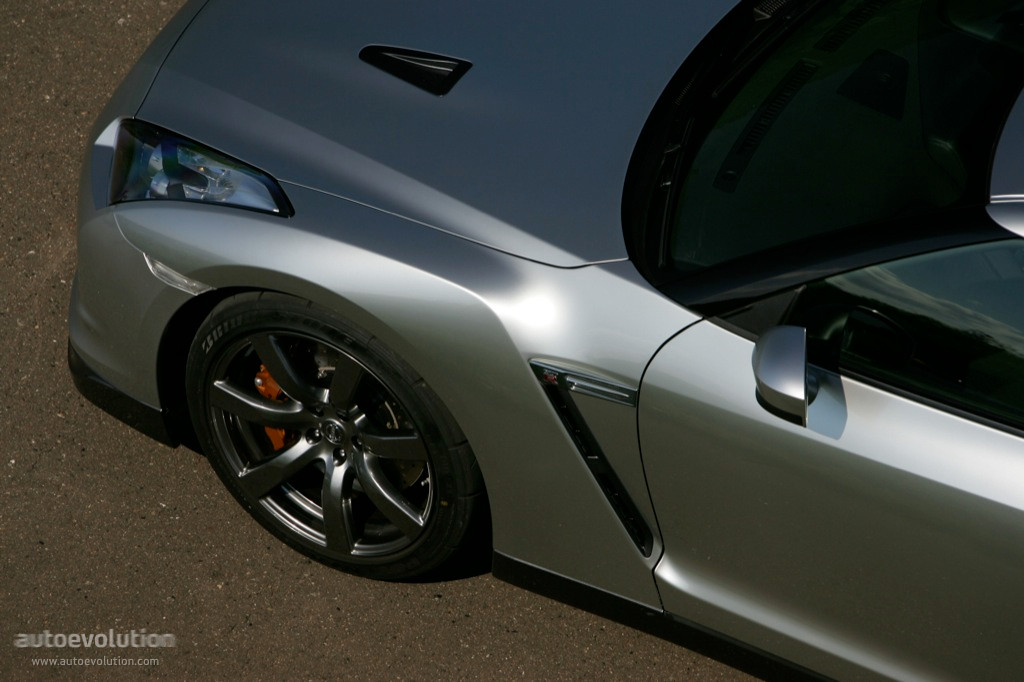 Nissan Gt-R photo 20