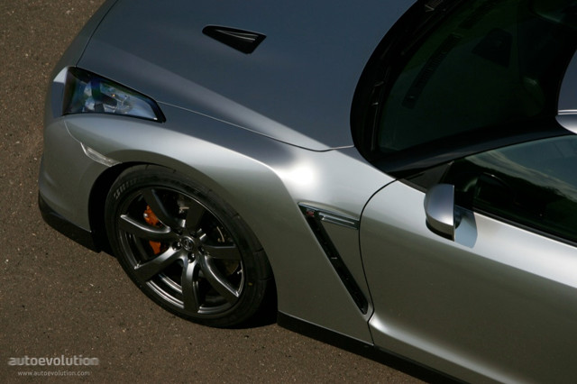 Nissan Gt-R photo 20