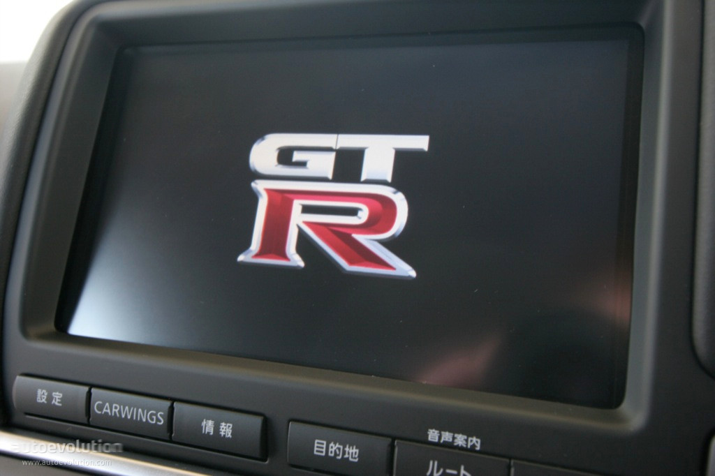 Nissan Gt-R photo 31