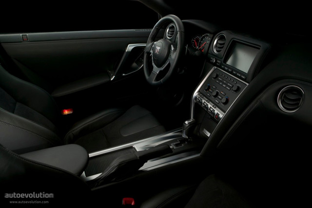 Nissan Gt-R photo 35