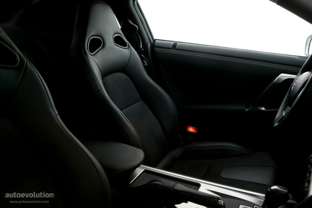Nissan Gt-R photo 36
