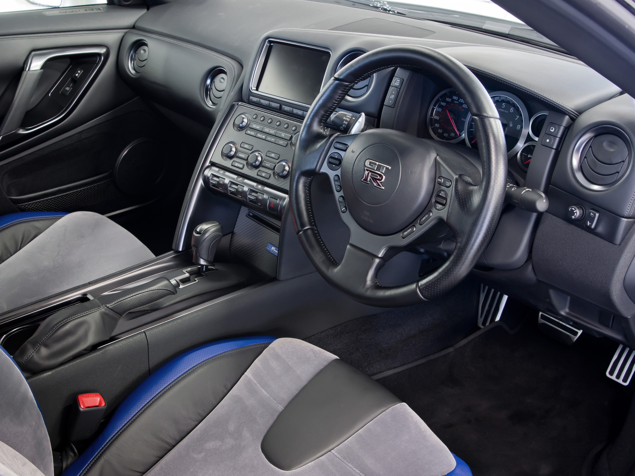 Nissan Gt-R photo 108