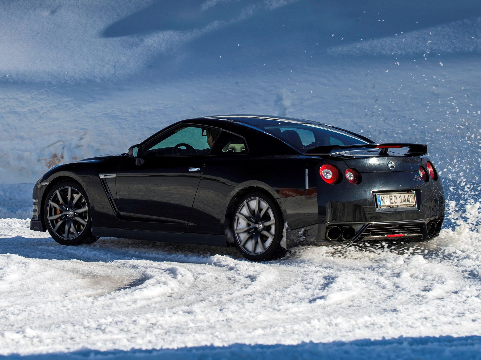 Nissan Gt-R photo 87