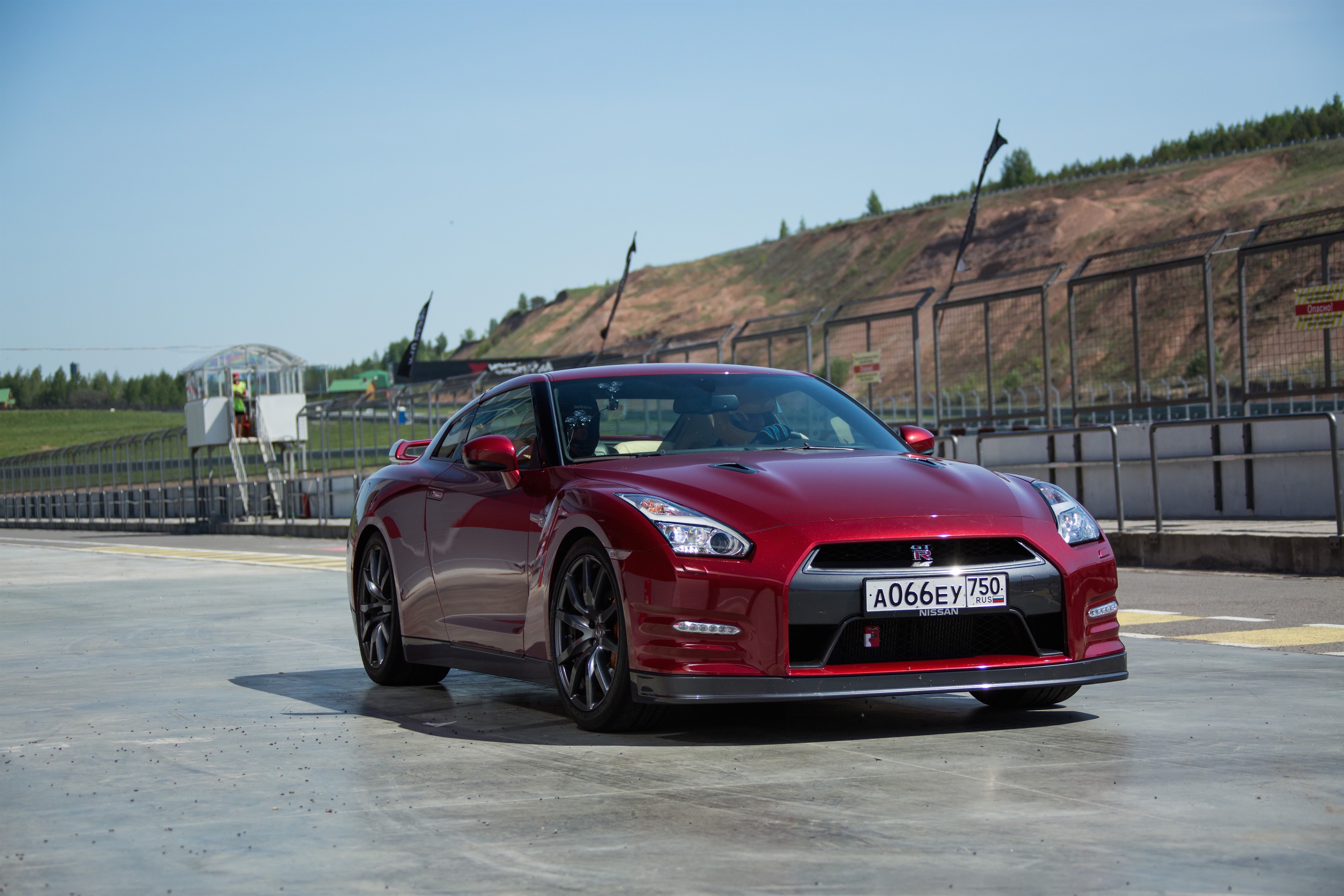 Nissan Gt-R photo 91