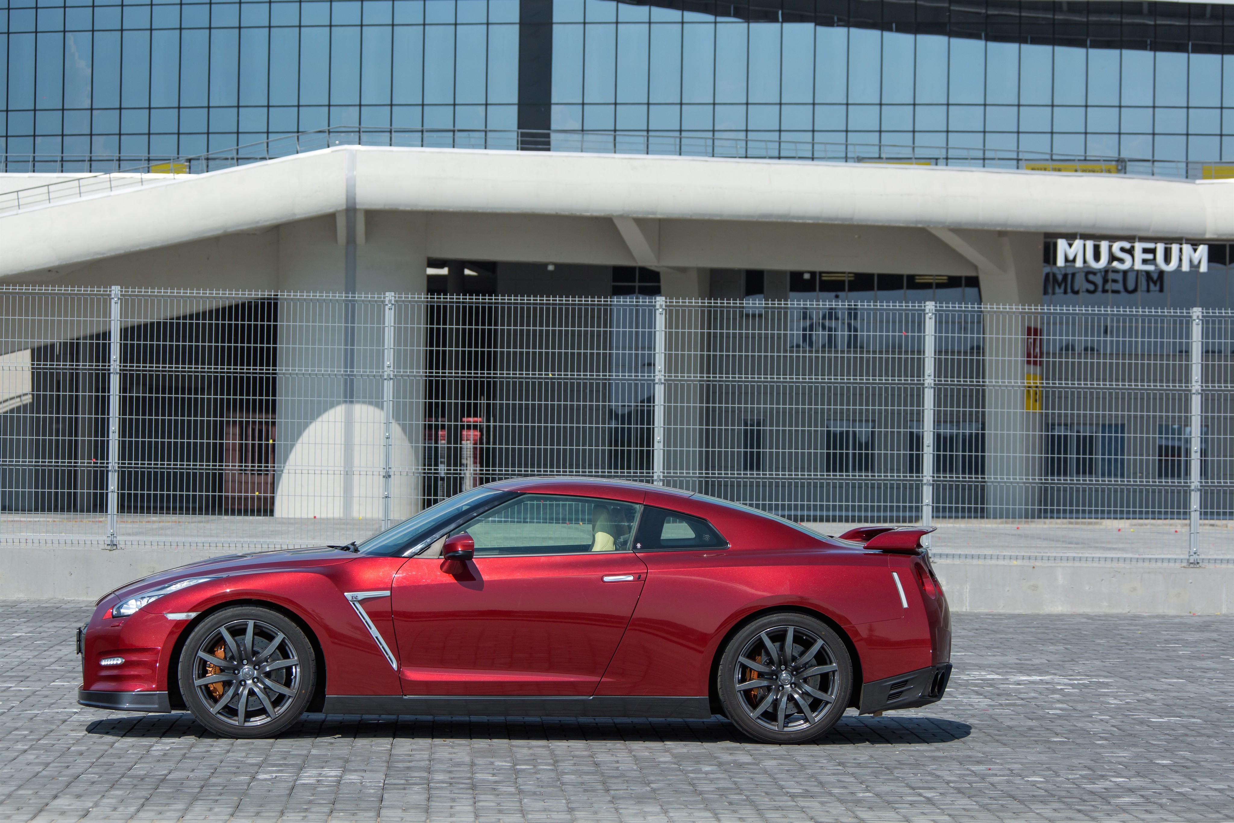 Nissan Gt-R photo 92