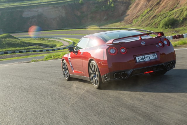 Nissan Gt-R photo 93