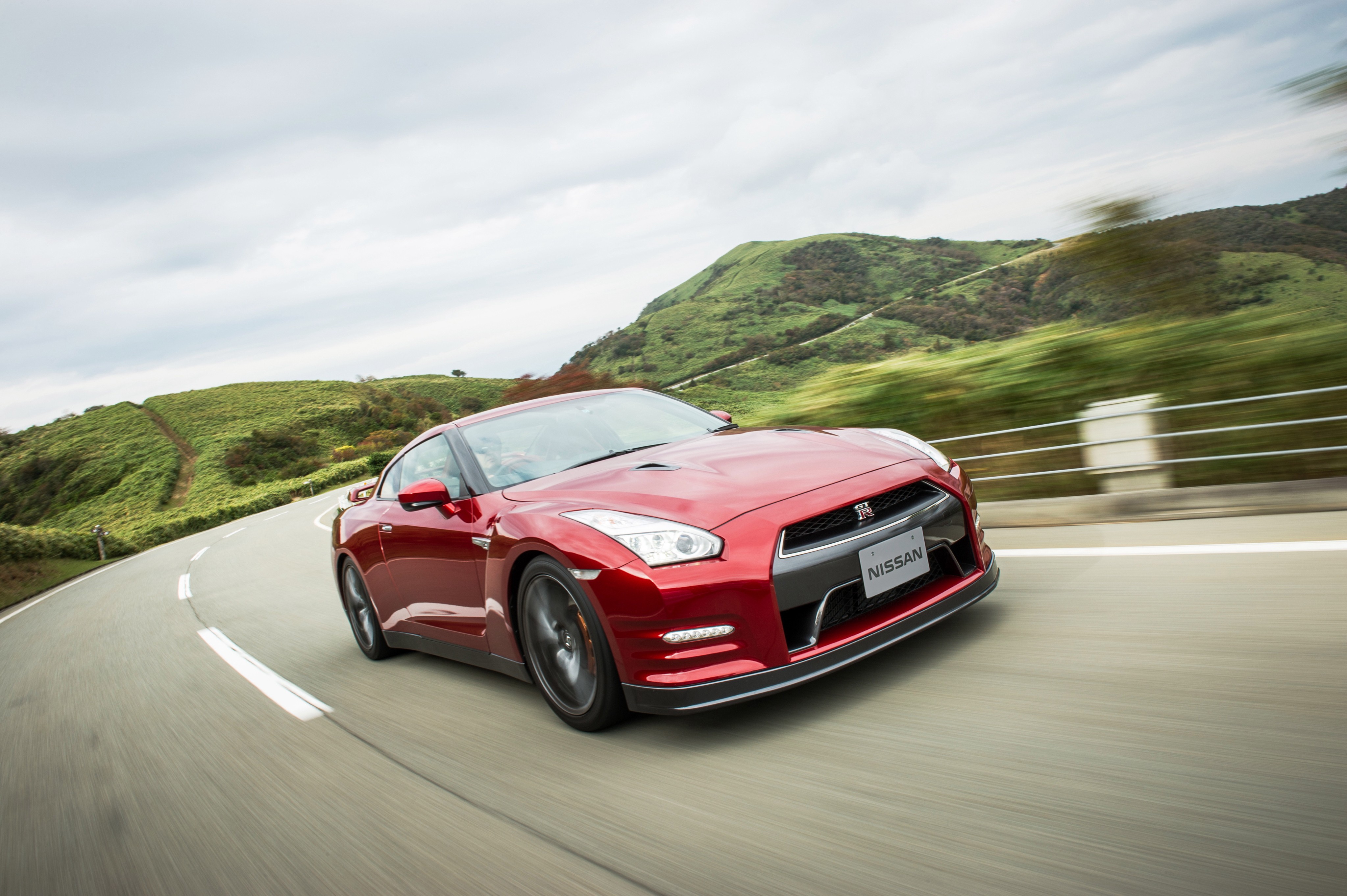 Nissan Gt-R photo 103