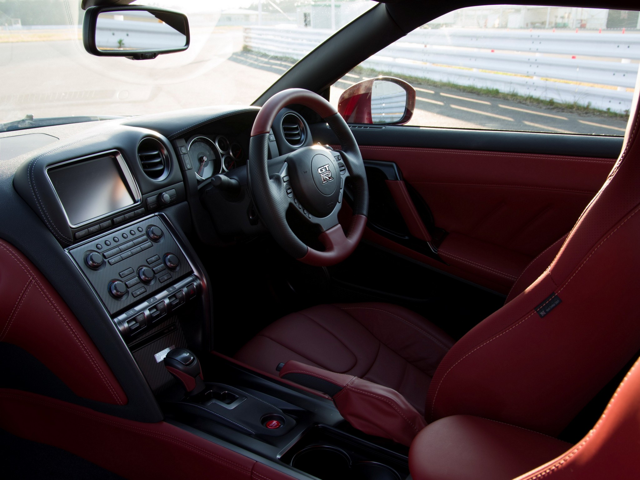 Nissan Gt-R photo 128