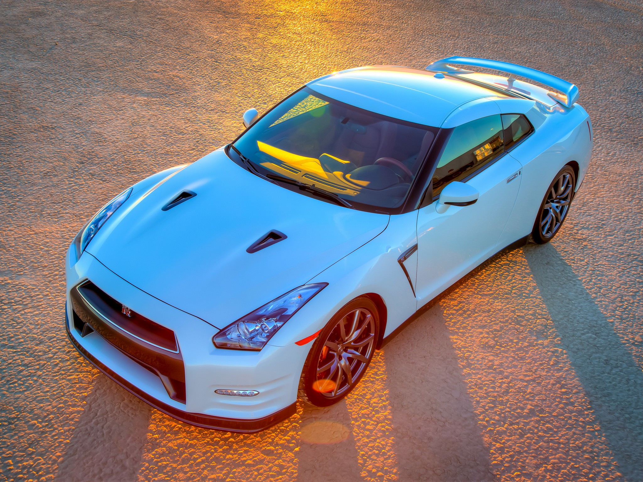 Nissan Gt-R photo 22