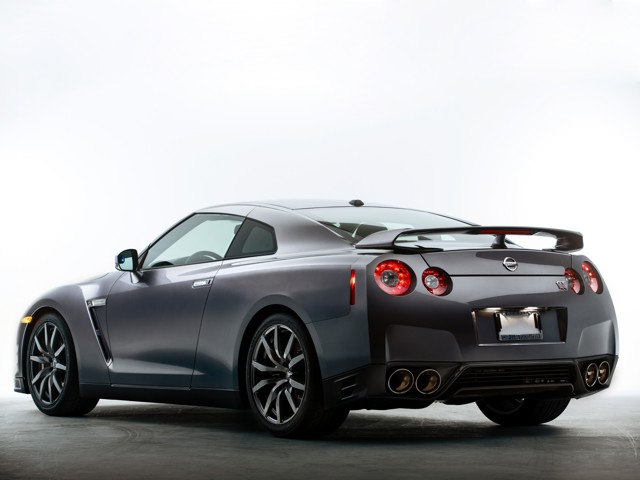Nissan Gt-R photo 28