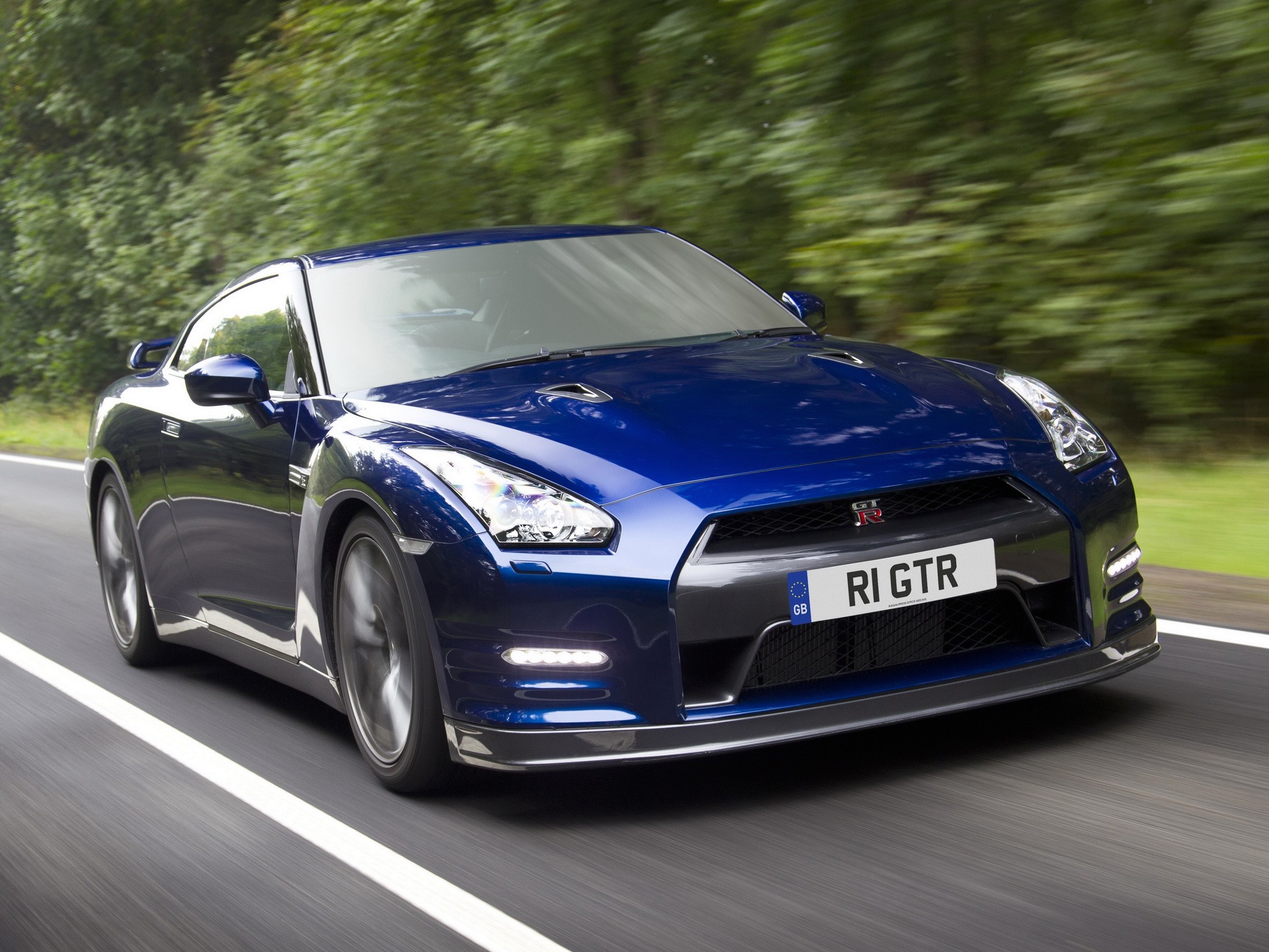 Nissan Gt-R photo 29