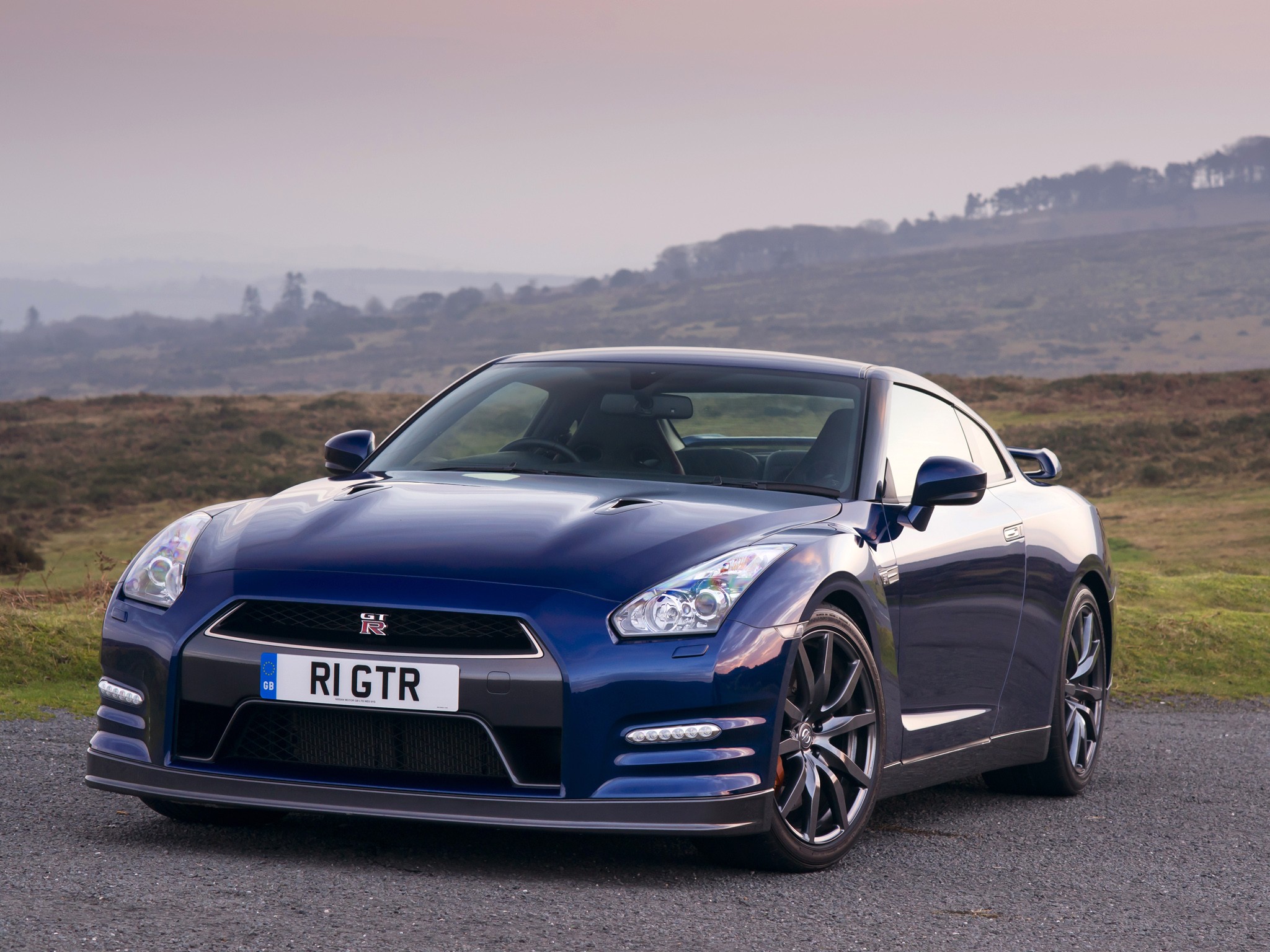 Nissan Gt-R photo 31