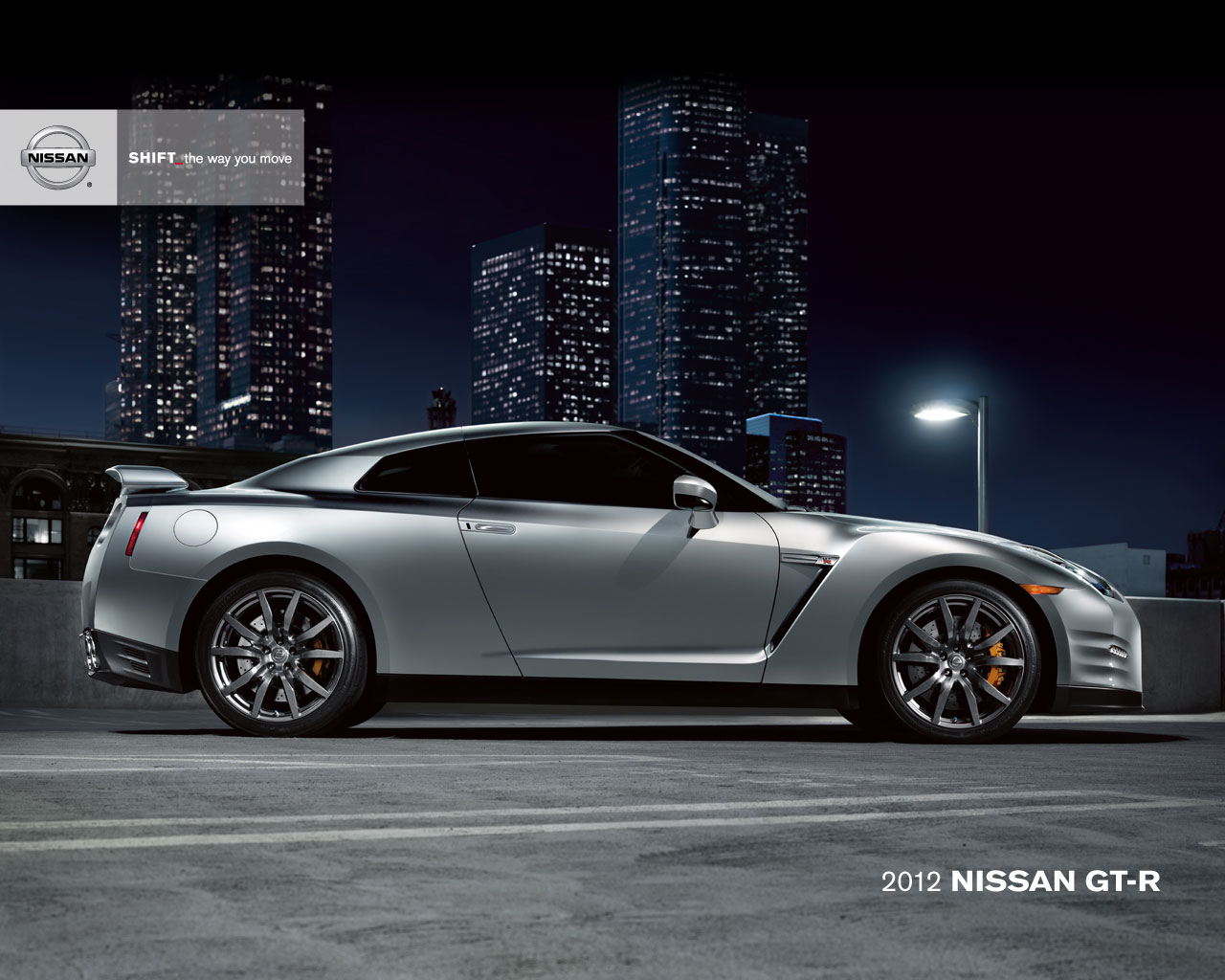 Nissan Gt-R photo 3