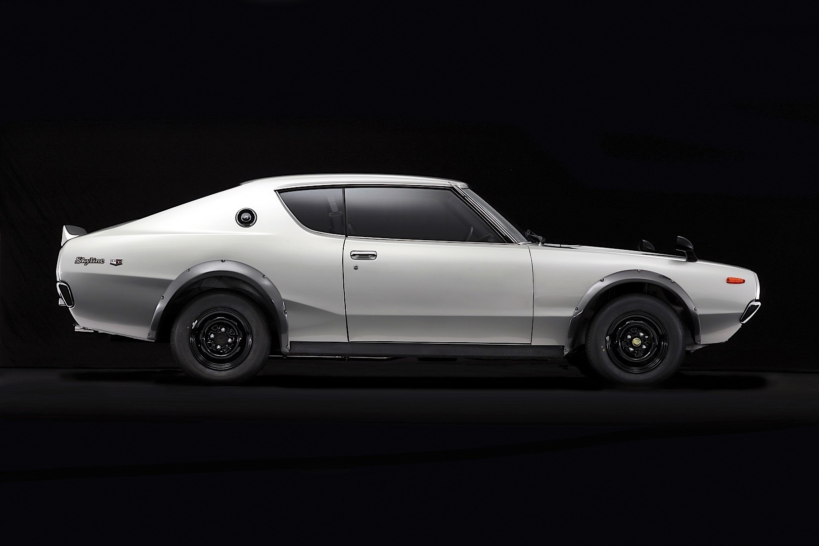 Nissan Gt-R photo 10