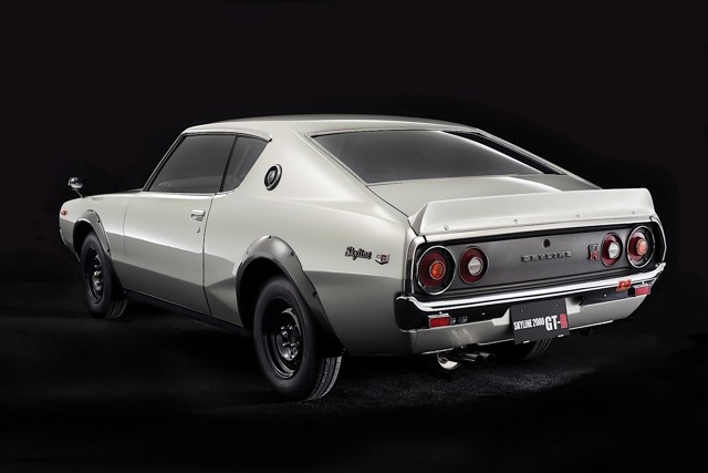 Nissan Gt-R photo 5