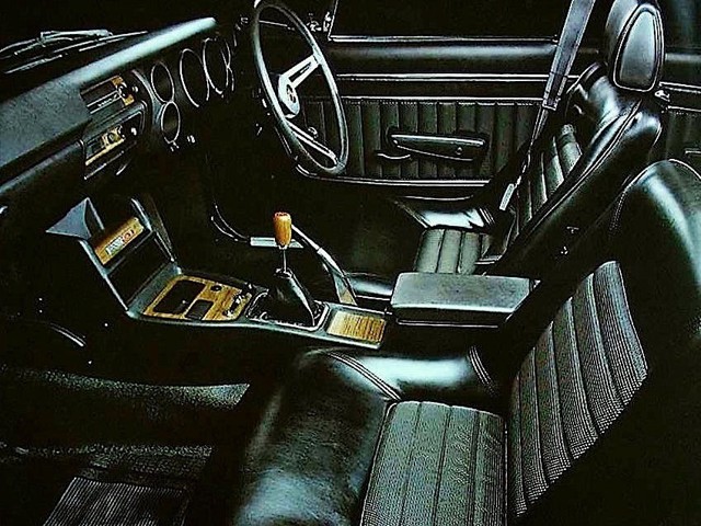 Nissan Gt-R foto 9