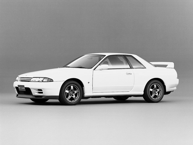 Nissan Gt-R photo 4