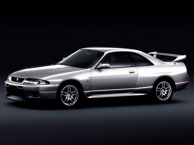 Nissan Gt-R foto 10
