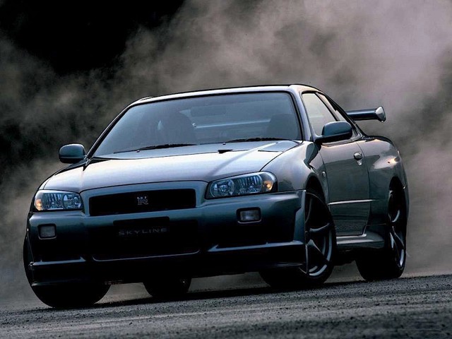 Nissan Gt-R foto 4