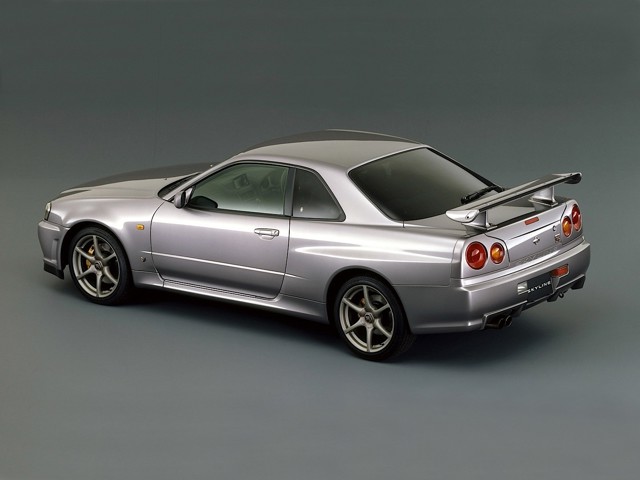 Nissan Gt-R foto 5