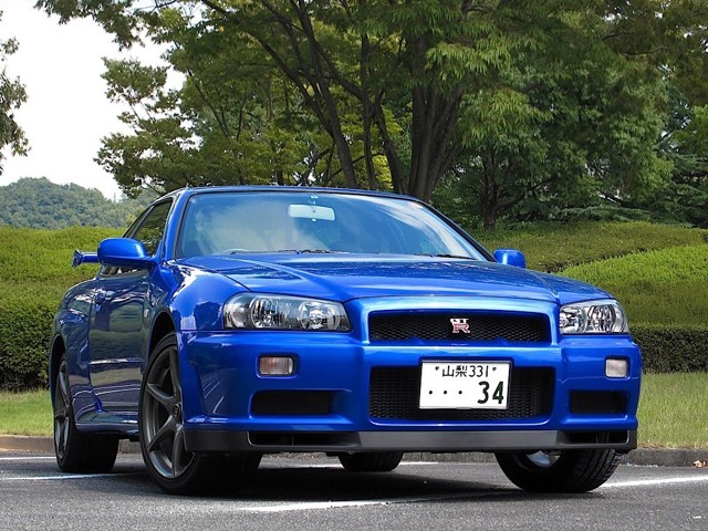 Nissan Gt-R foto 6