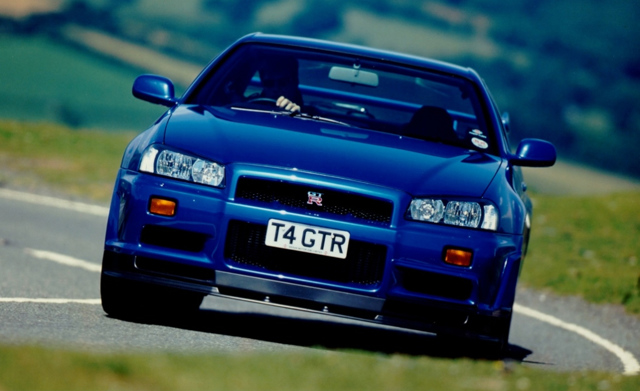Nissan Gt-R foto 2
