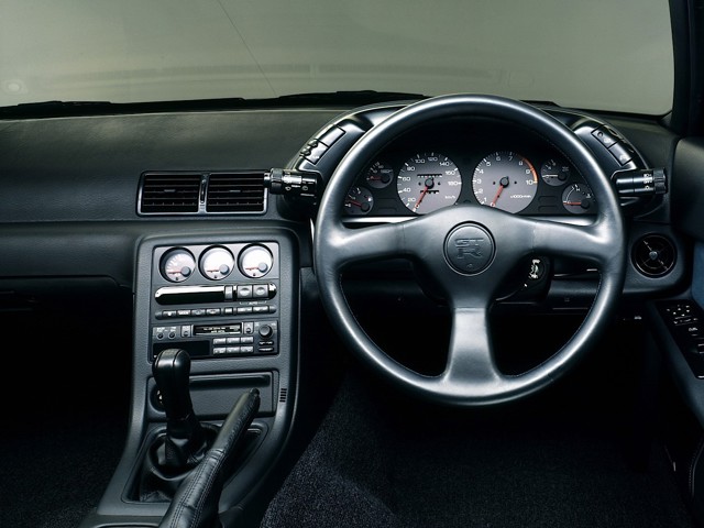Nissan Gt-R foto 4