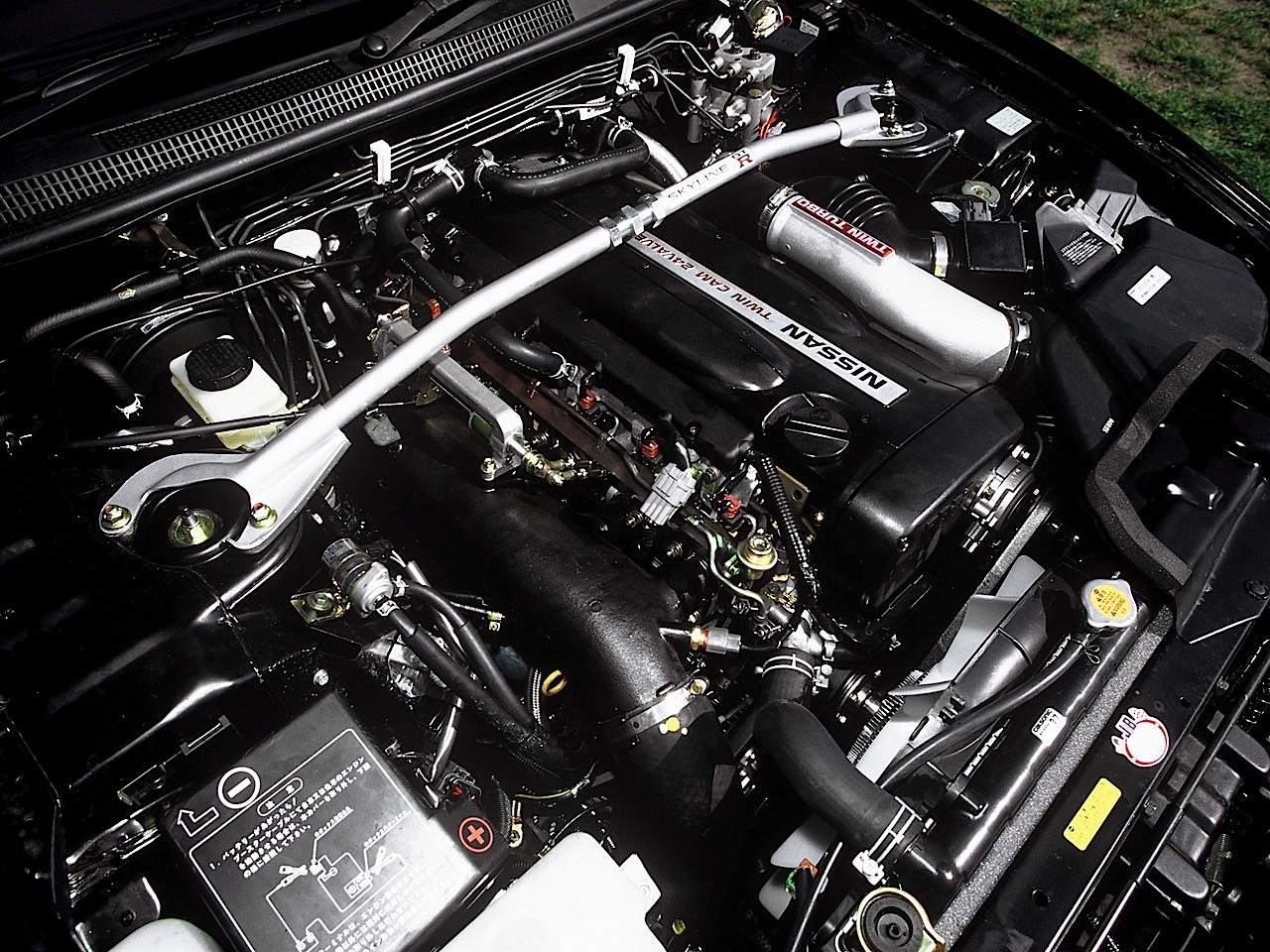 Nissan Gt-R photo 16