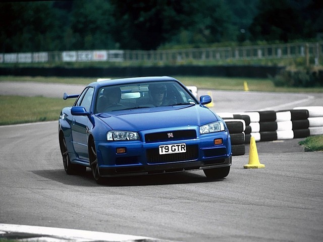 Nissan Gt-R Foto 11
