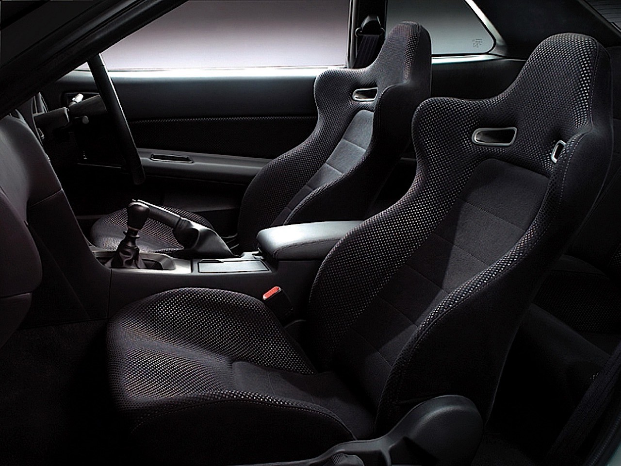 Nissan Gt-R photo 25