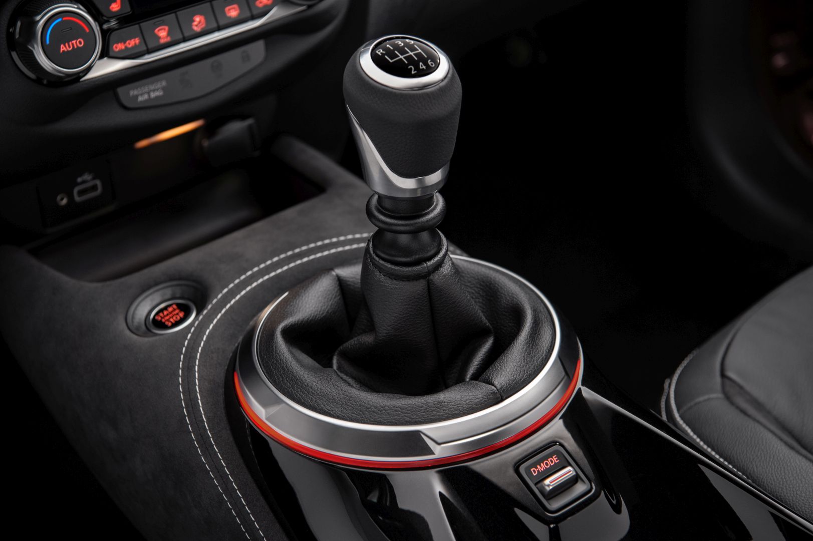 Nissan Juke photo 111