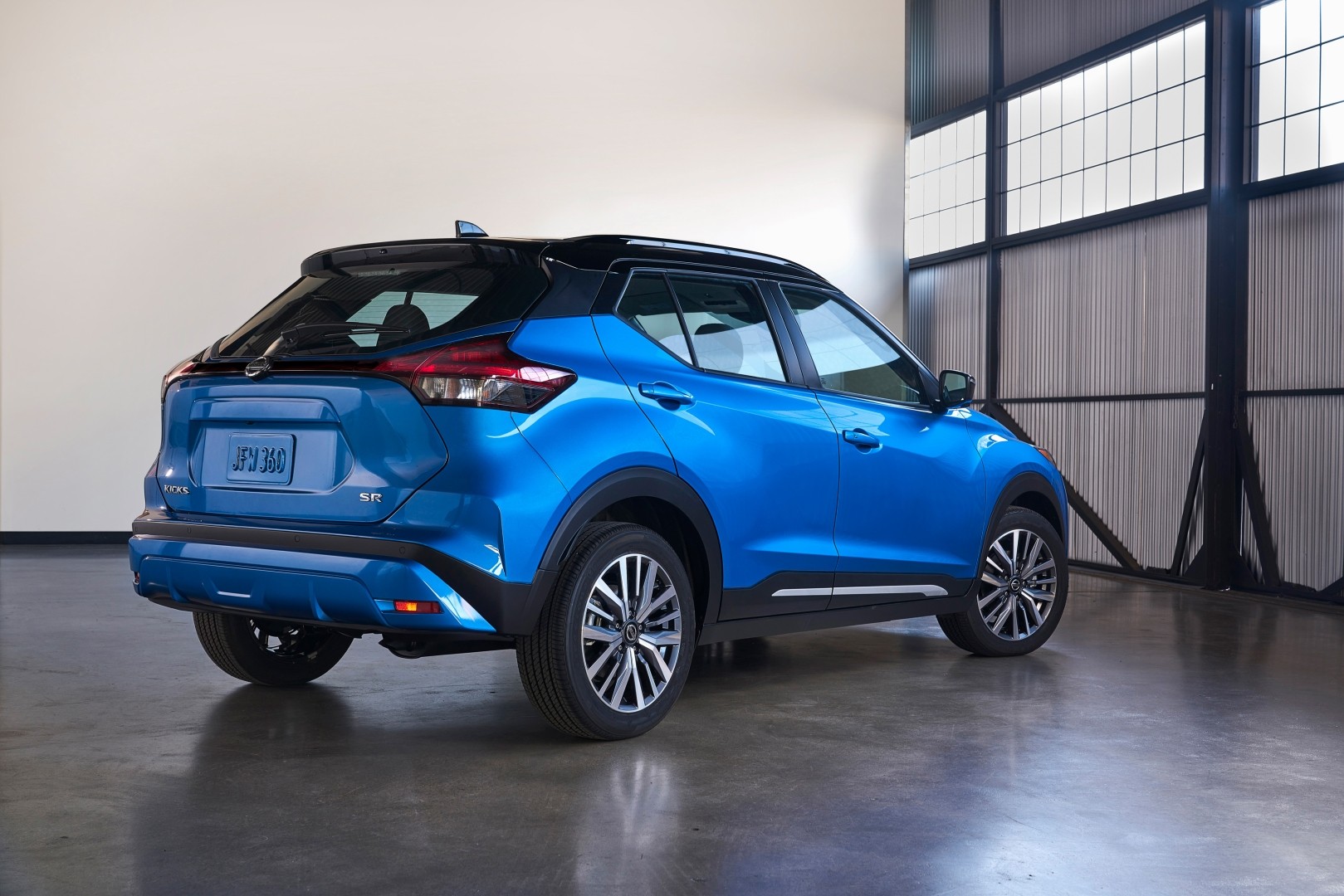 Nissan Kicks photo 5